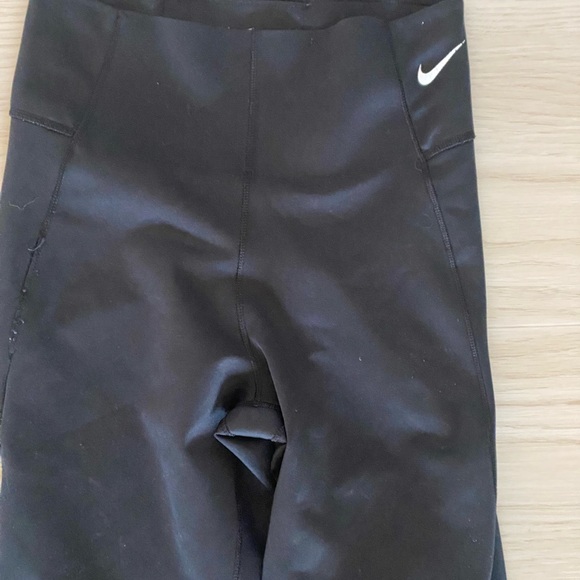 Dry fit Nike leggings size XS
IN A GOOD‎ CONDITION - Picture 2 of 6
